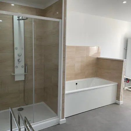 Du Centre Equestre Du Val D'or *